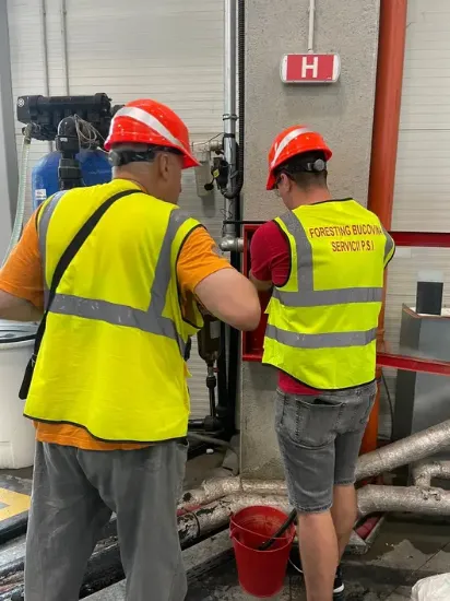 Poza cu Verificare periodică Hidranţi Interiori